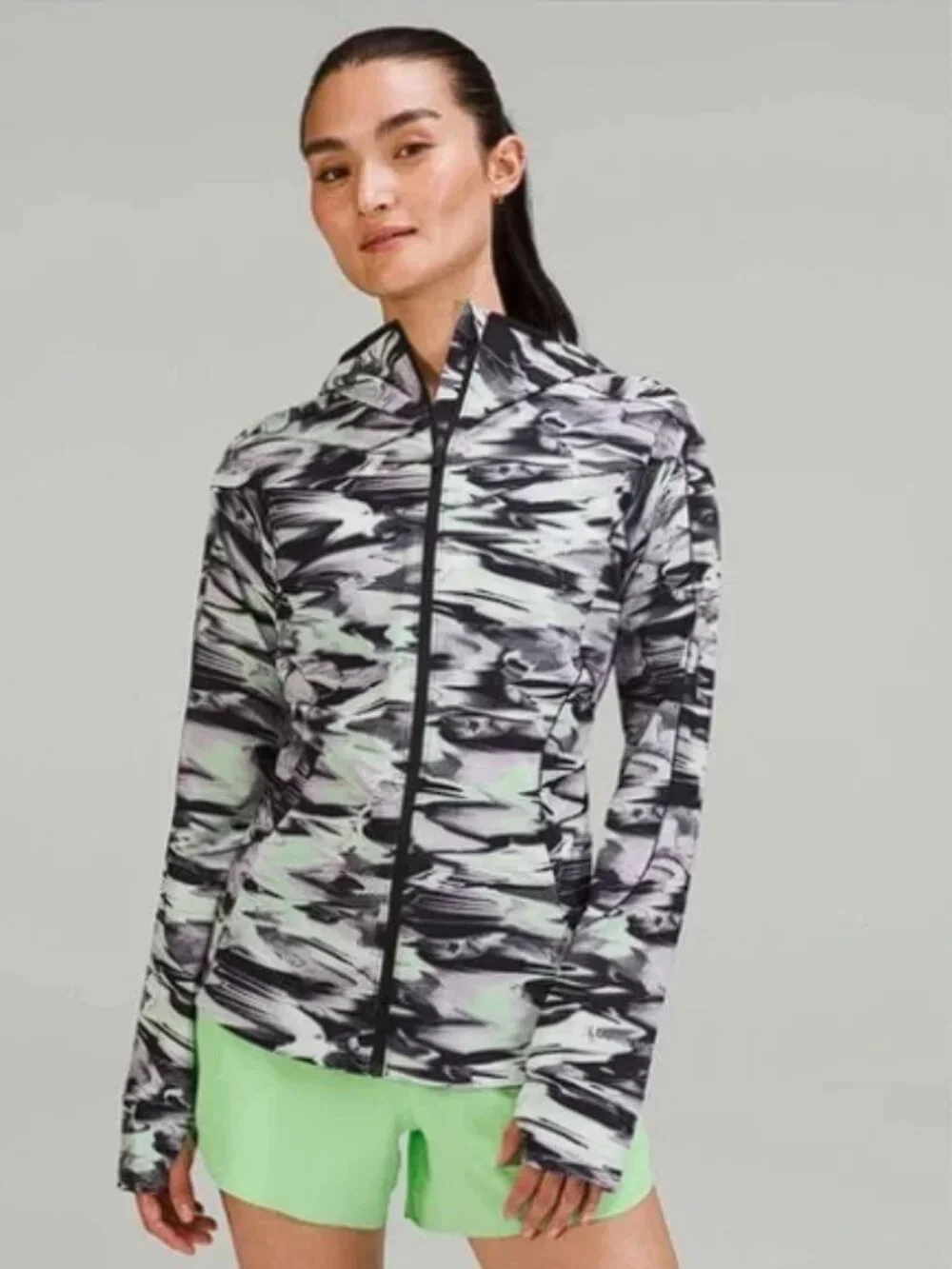 Lululemon Mist Over Windbreaker Jacket in Paint Glide Multi Size 10 NWT!